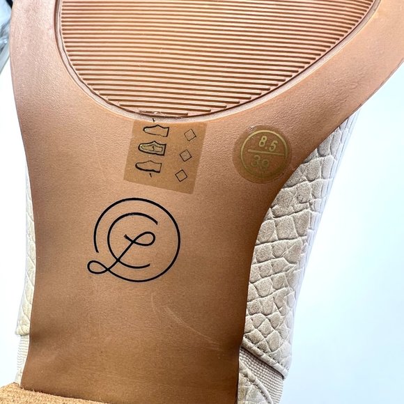 Chinese Laundry Womens Size 8.5 Beige Tan Cream Faux Vegan Leather Croc Boots - Picture 14 of 14